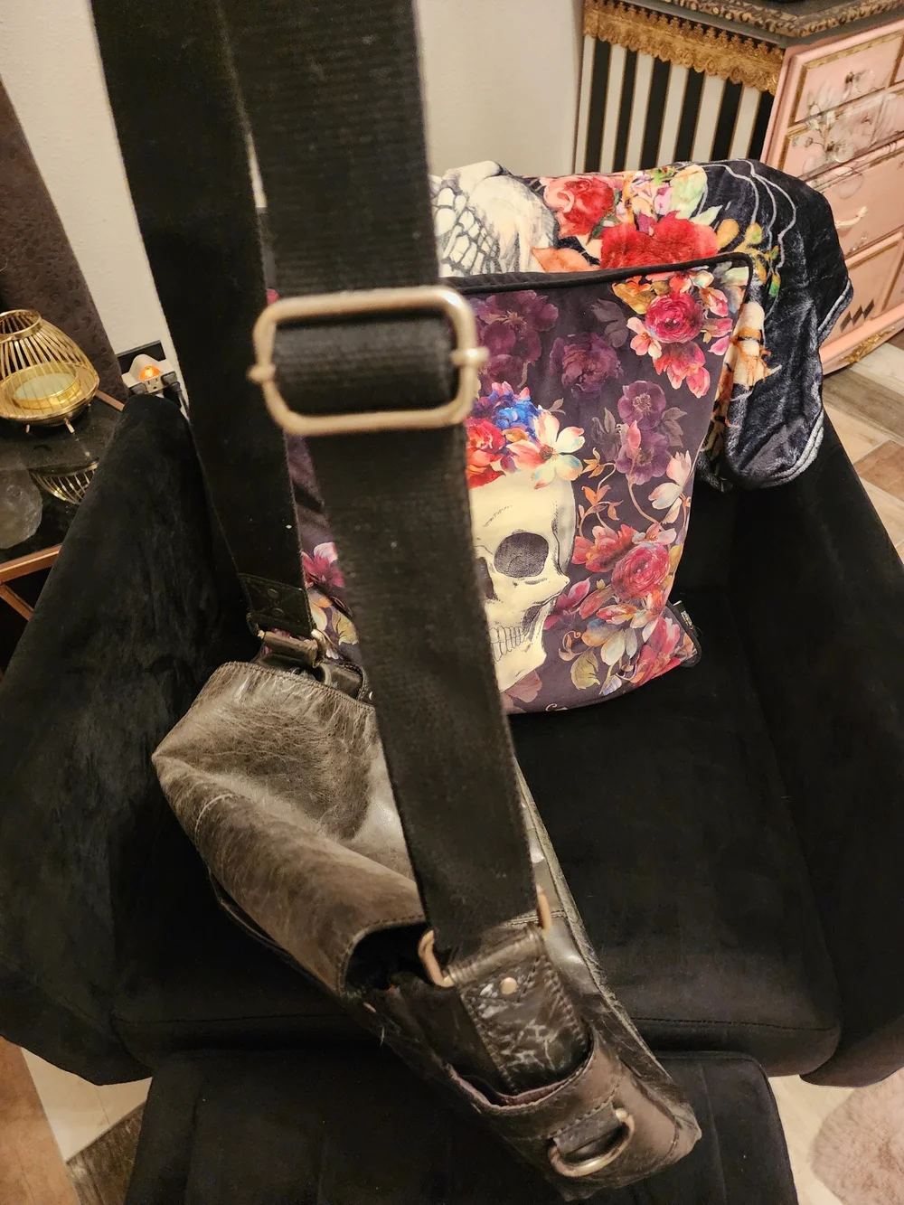 Fossil Black Leather Messenger Laptop Bag with Adjustable Strap